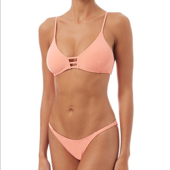 Melissa Odabash Perth Bikini - Picture 2 of 4